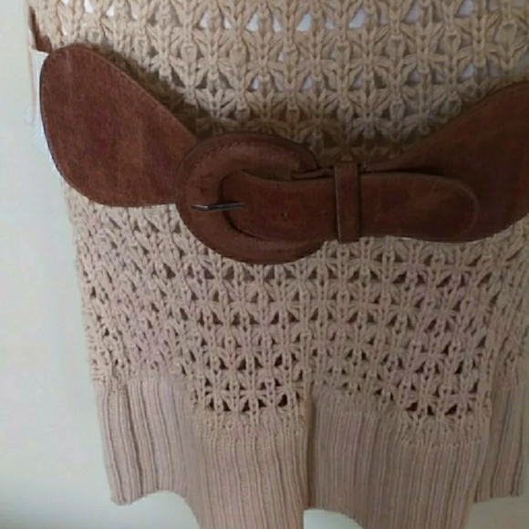 Mustard seed crochet style belted sleeveless top - Picture 5 of 8